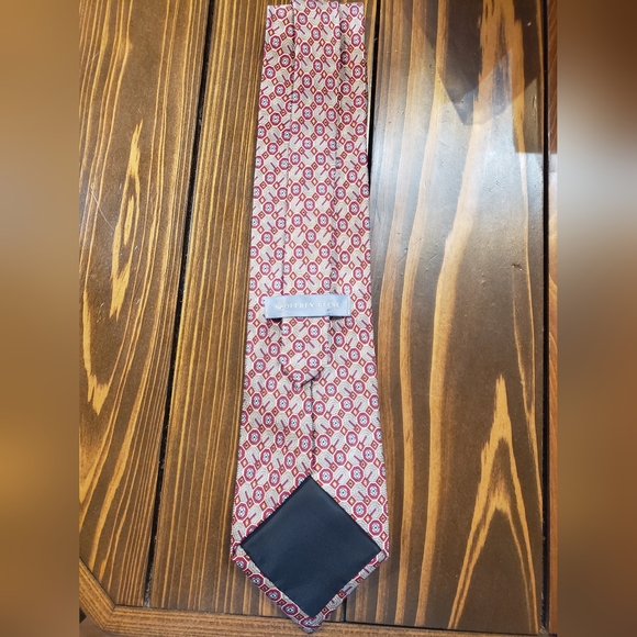 Geoffrey Beene Necktie - Picture 10 of 10